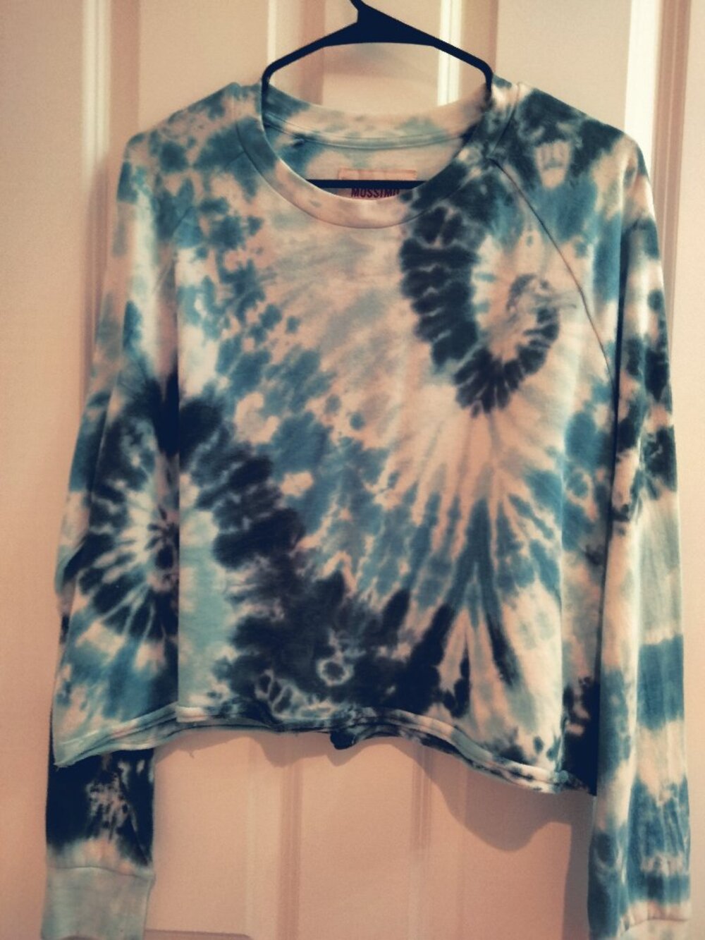 Tie-dyed blue and white top - soft fabric - Size L - Mossimo Supply Co